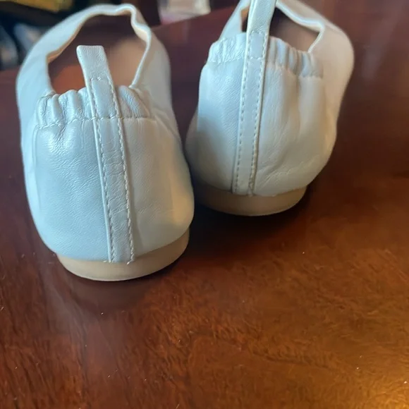 Corso Como comfy leather, powder blue flats. Size 8 - Picture 3 of 4